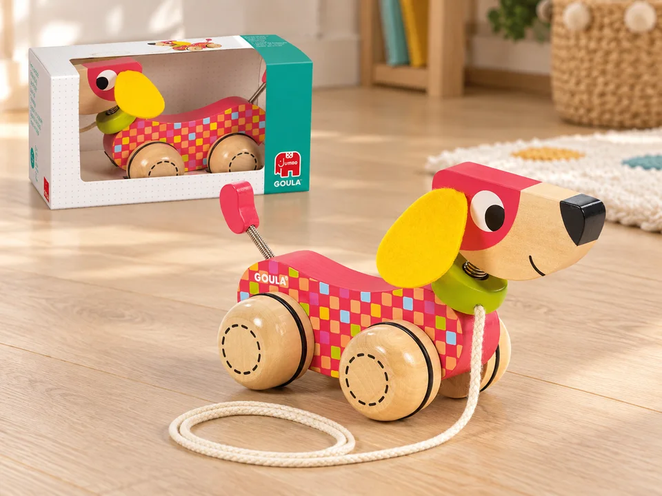Chien à tirer en bois 53459, mise en scène illustrée