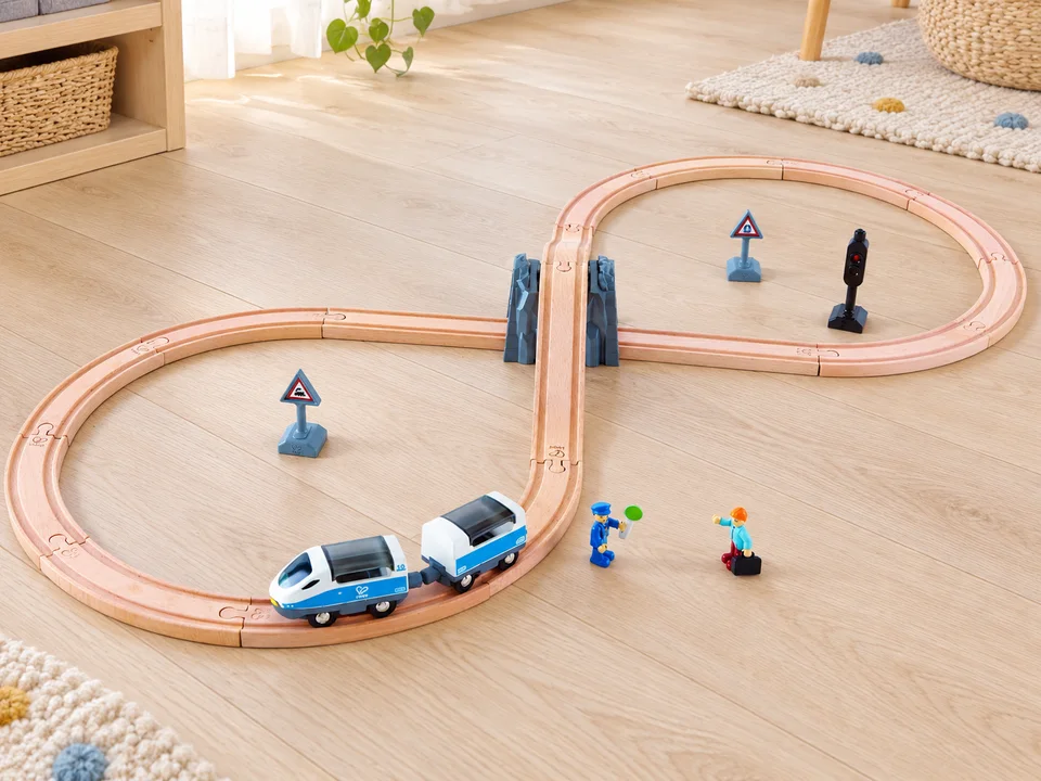 Hape Circuit en huit, 26 pièces, mise en scène illustrée