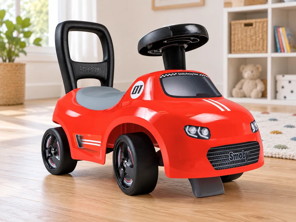Smoby Porteur Auto rouge avec coffre, mise en scène illustrée